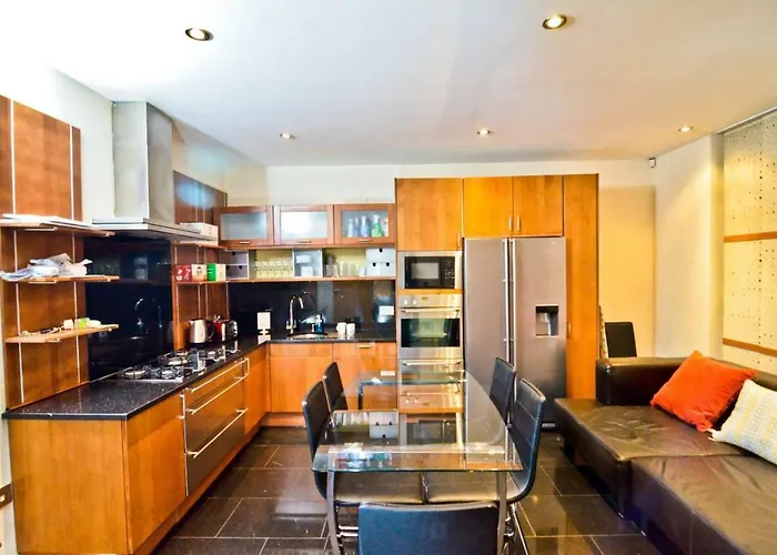 Thames View House Surrey Quays Hotel London