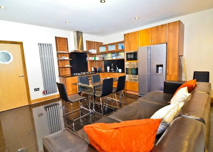 Thames View House Surrey Quays Hotel London